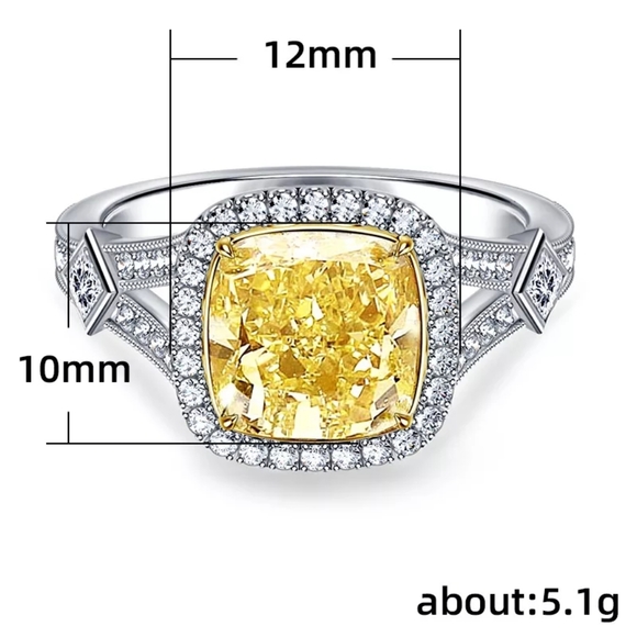 Luxury Designer Yellow Square Cut Diamond Ring - Picture 6 of 6